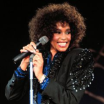 Whitney Houston (3)